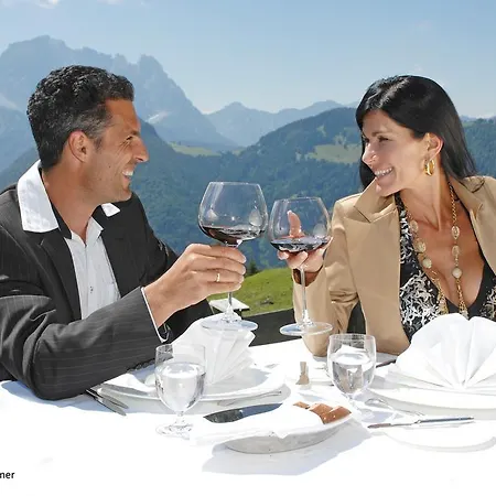 Neuhaushof Апартаменты Вестендорф