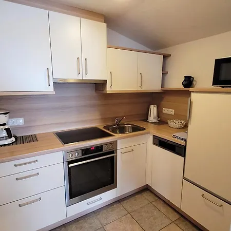 Neuhaushof * Βέστεντορφ